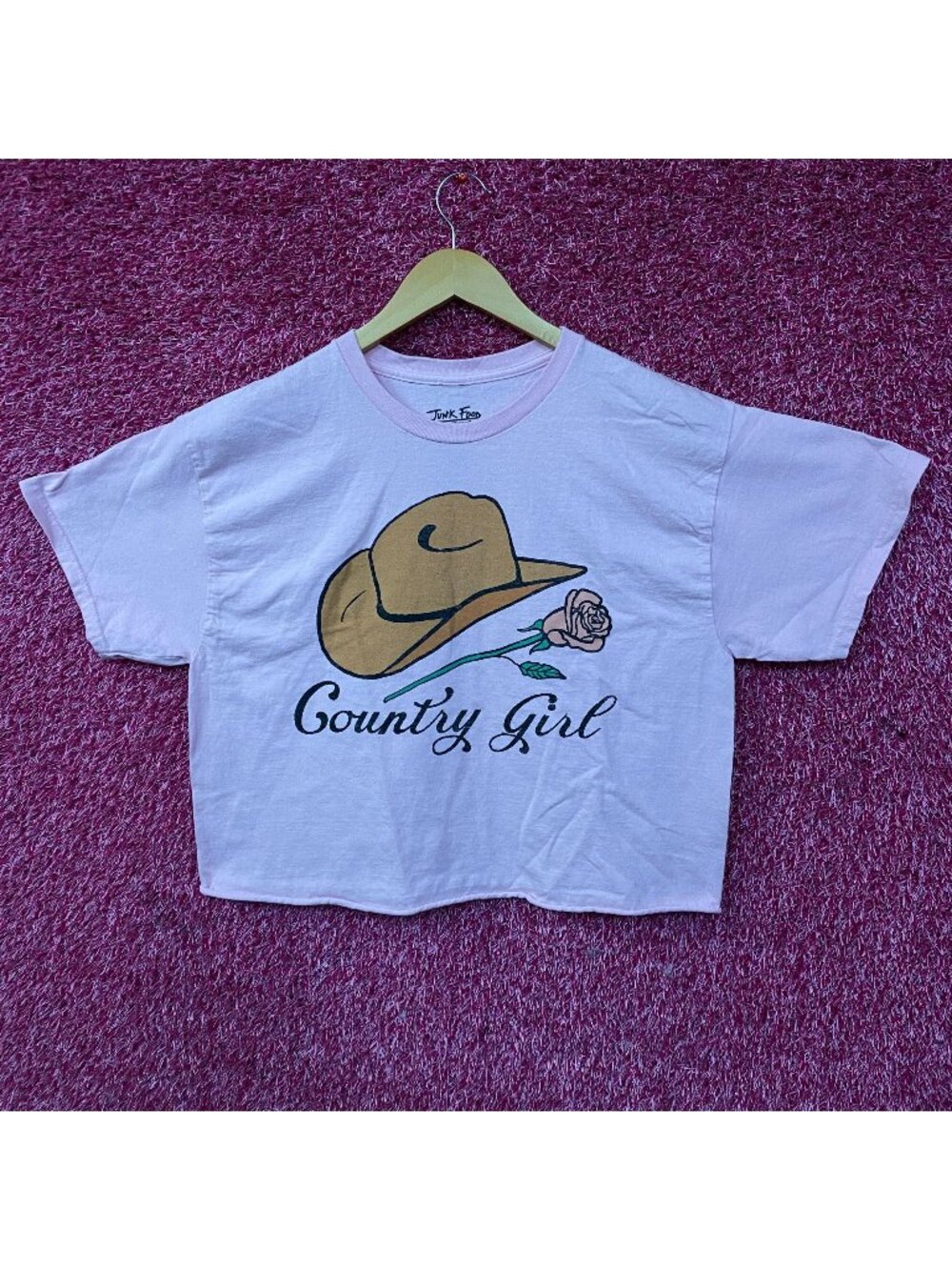Junk Food Clothing Country Babe Cropped T-Shirt Medium